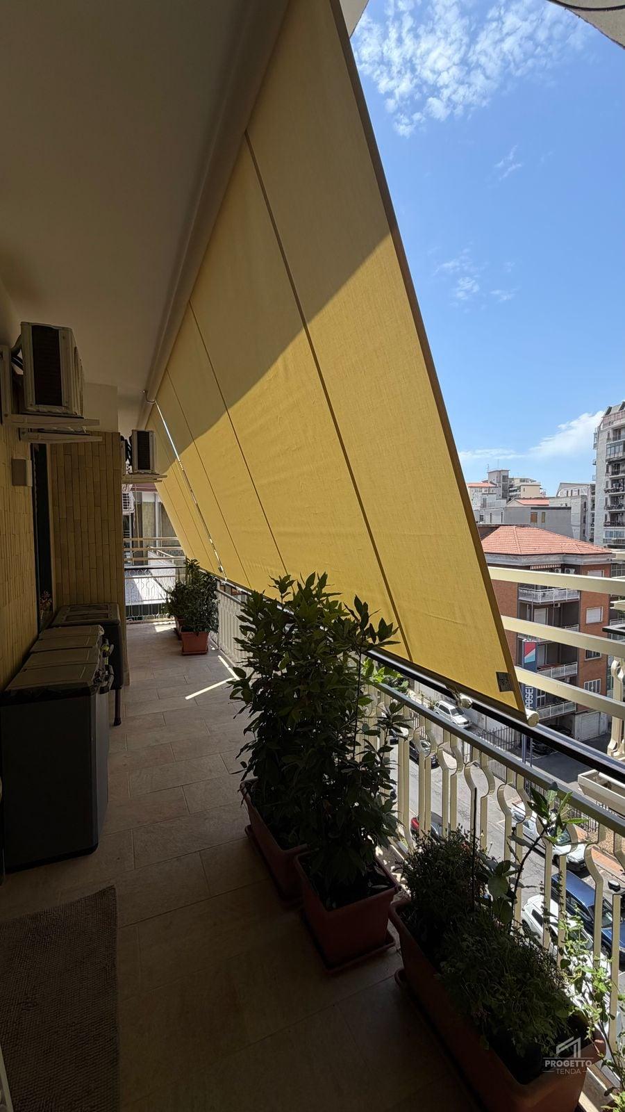Tende da sole, realizzazione 2 di 11 — Progetto Tenda